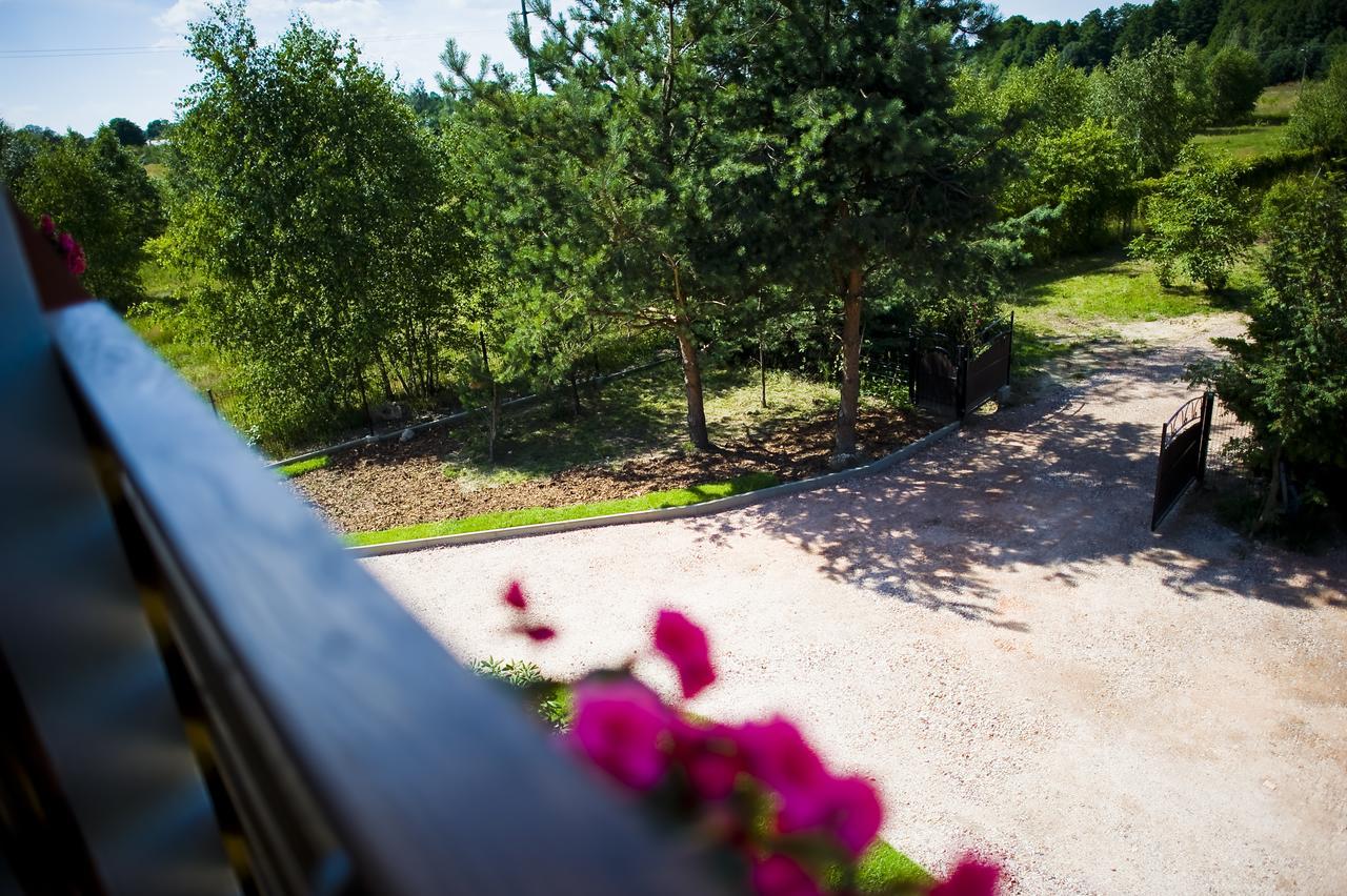 Miodowy Zakatek Caloroczne Domki I Pokoje Przy Suntago, Deepspot, Pyszne Sniadania, Grill, Ognisko Mszczonow Luaran gambar