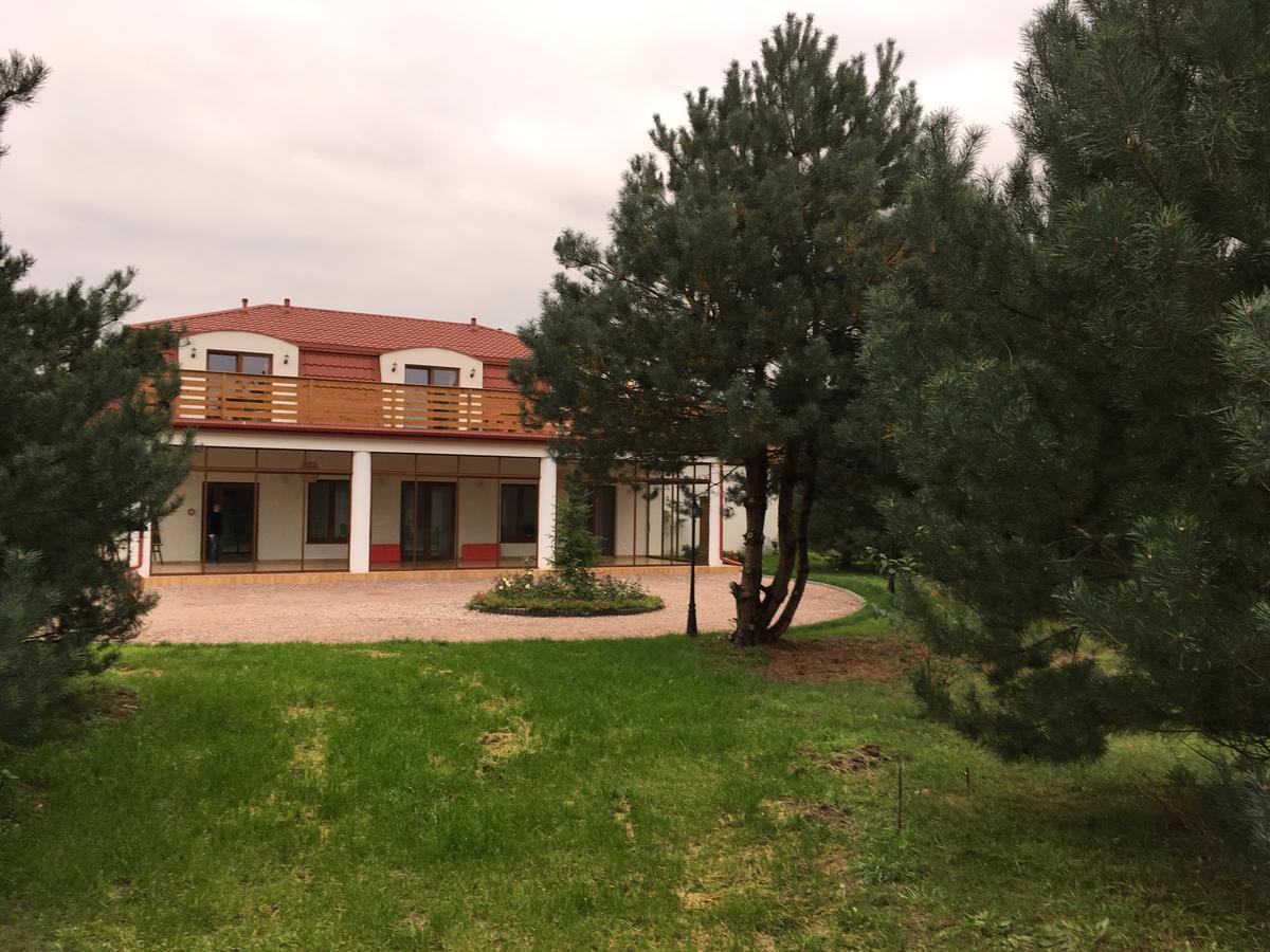 Miodowy Zakatek Caloroczne Domki I Pokoje Przy Suntago, Deepspot, Pyszne Sniadania, Grill, Ognisko Mszczonow Luaran gambar